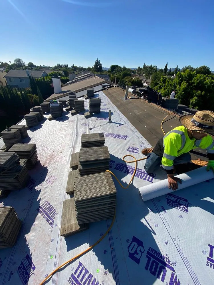 Slide of Lawsons Roofing