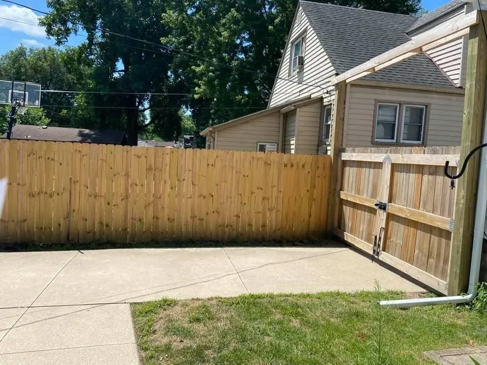 Slide of Layne’s Contracting