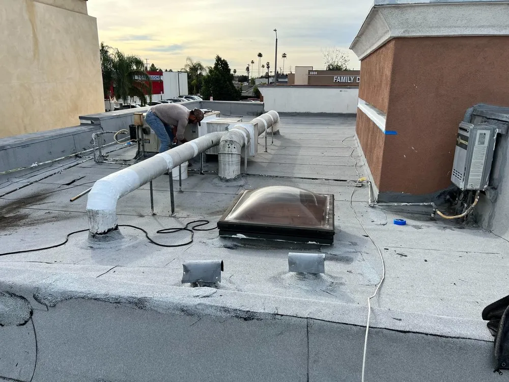 Slide of Lazaros Roofing