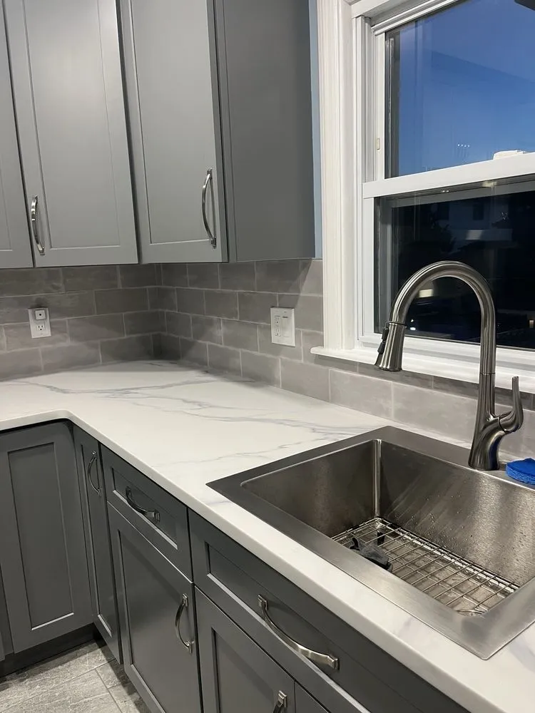 Slide of L&B Construction