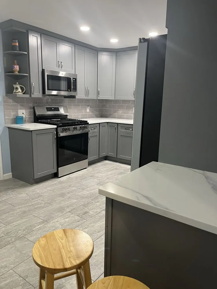 Slide of L&B Construction