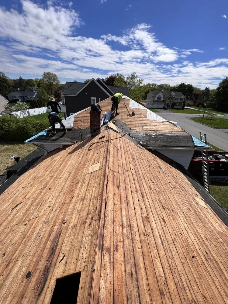 Slide of L&B General Contractor