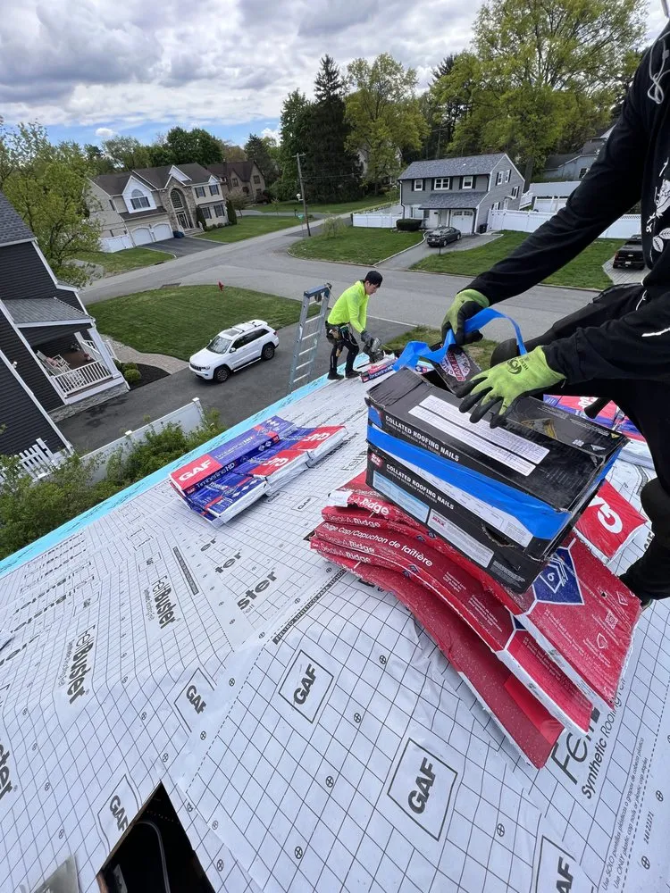 Slide of L&B General Contractor