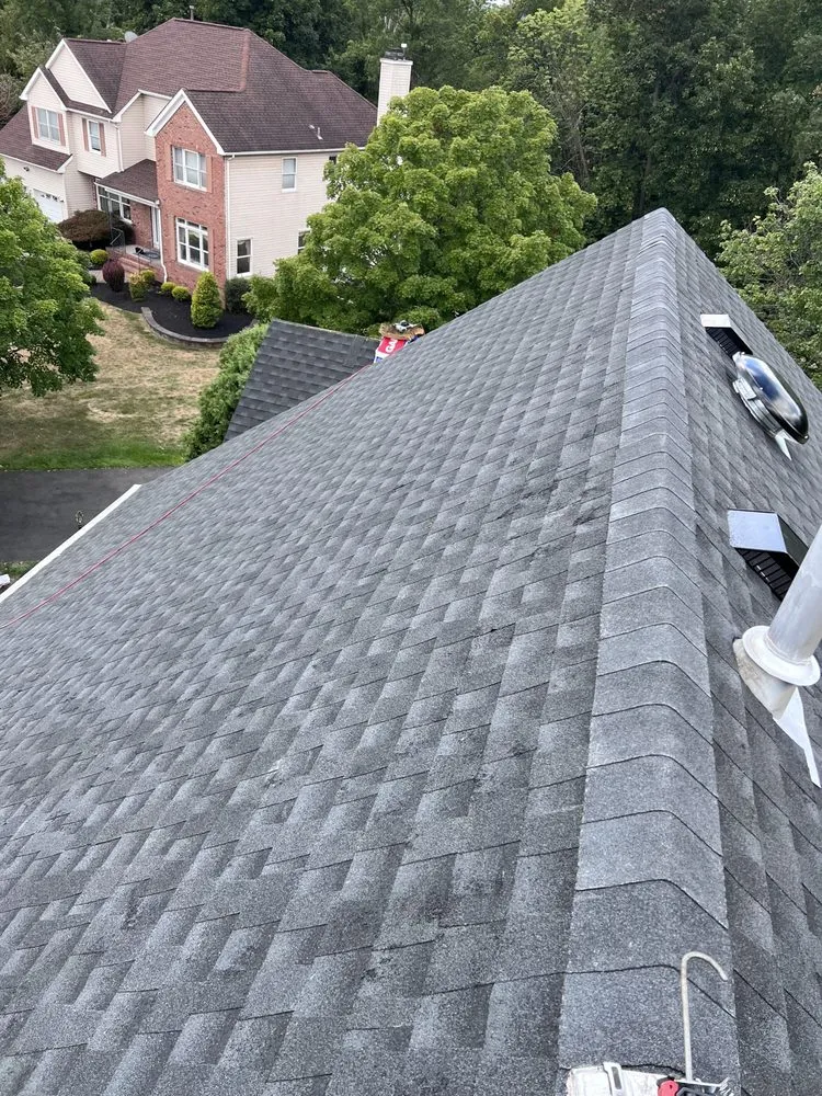 Slide of L&B General Contractor