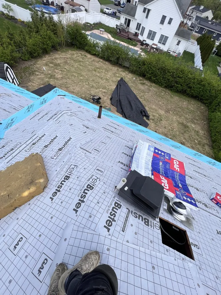 Slide of L&B General Contractor