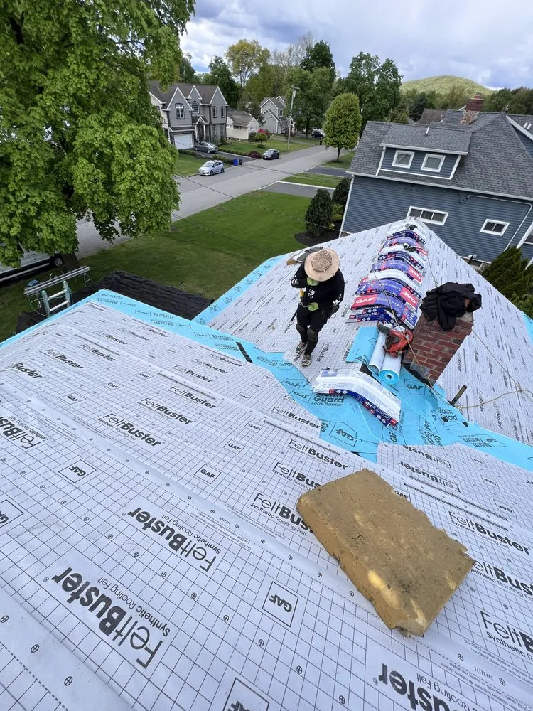 Slide of L&B General Contractor