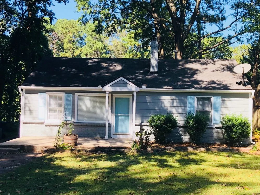 Slide of LB Roofing & Construction