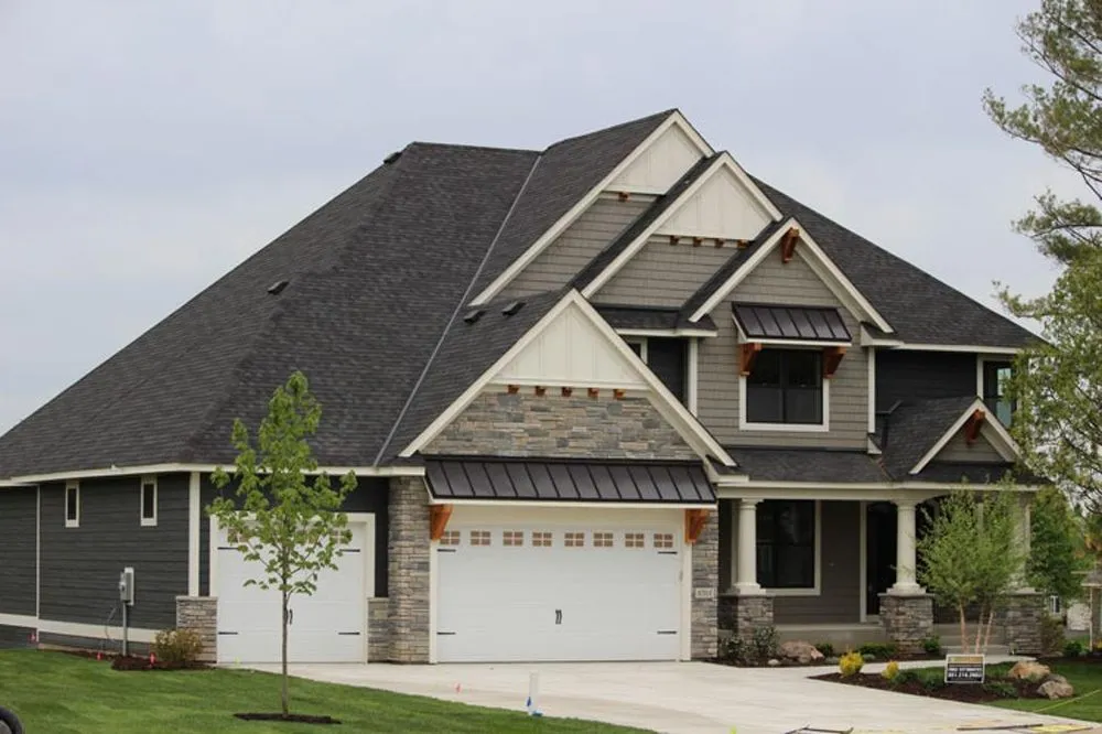 Slide of LB Solutions