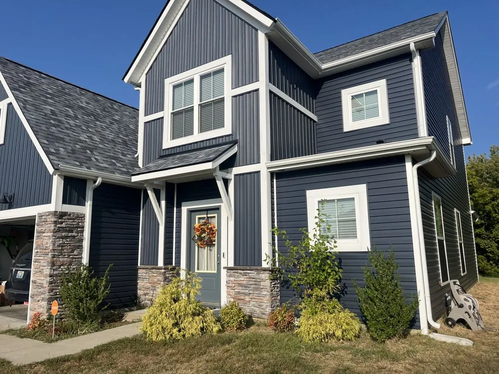 Slide of LC Home Improvement