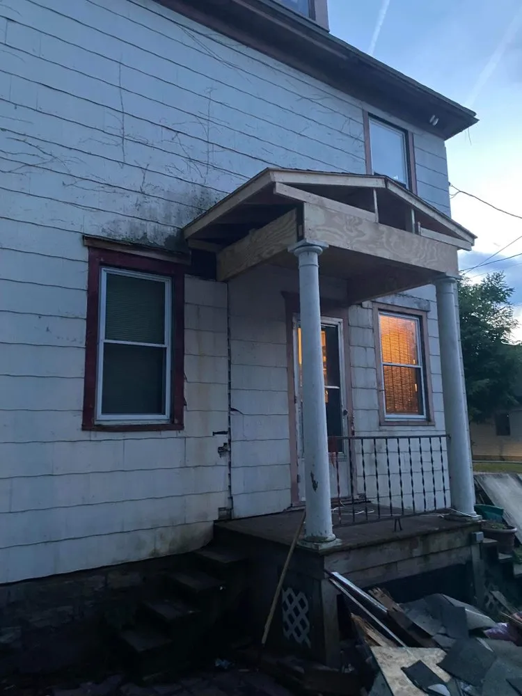 Slide of L&D Construction