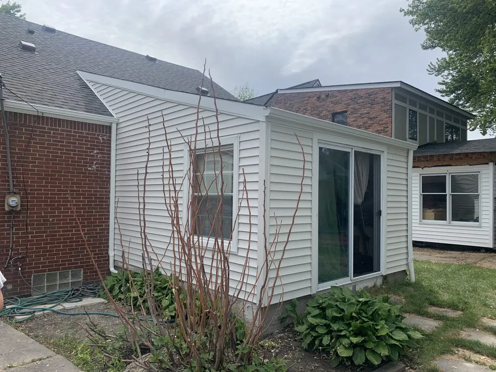 Trusted roof replacement for homes in St Clair Shores, MI by Leach Construction