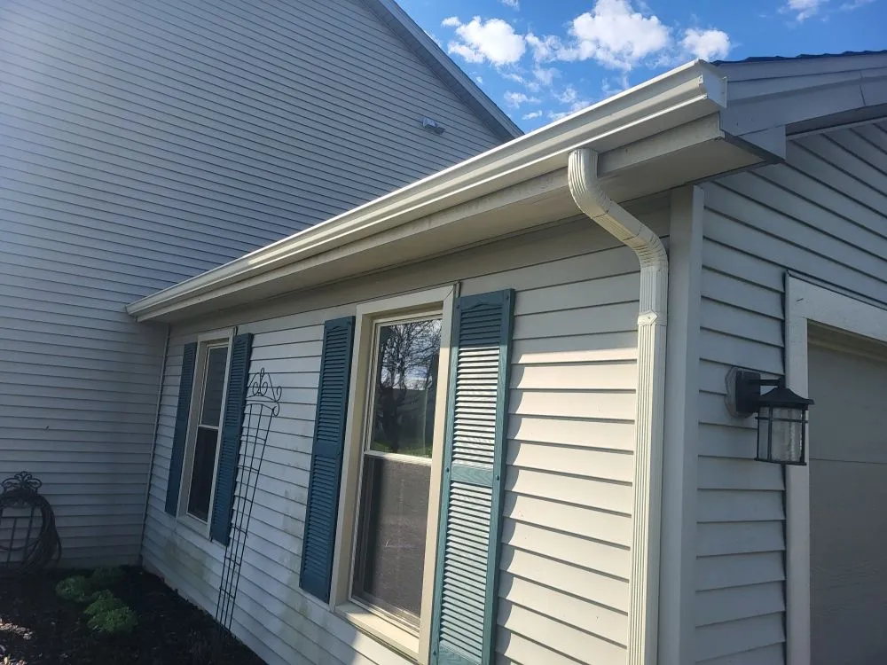 Slide of Leaf Maxx Home Solutions