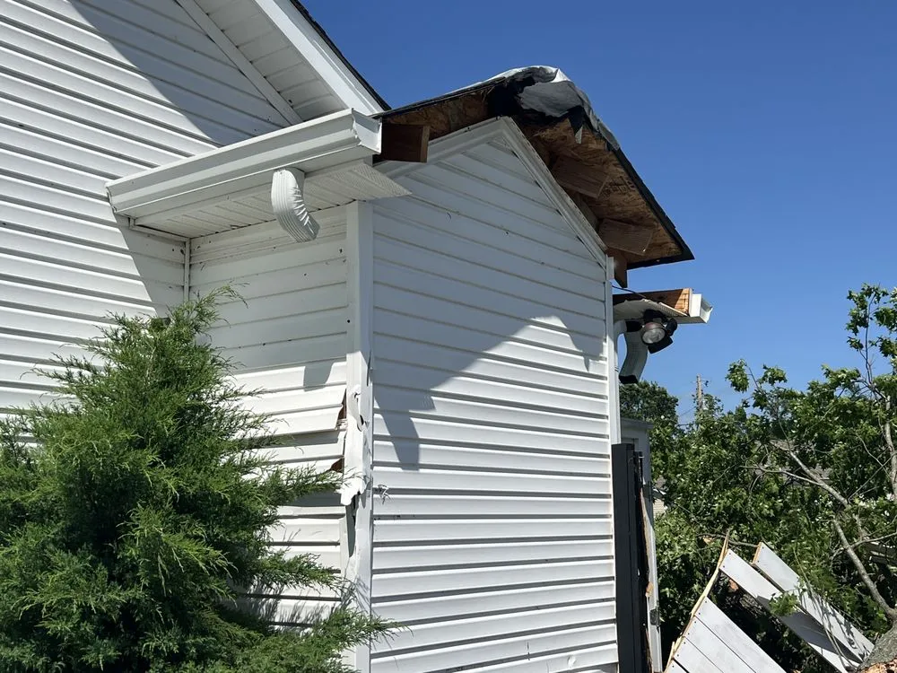 Slide of Leafmasters Construction