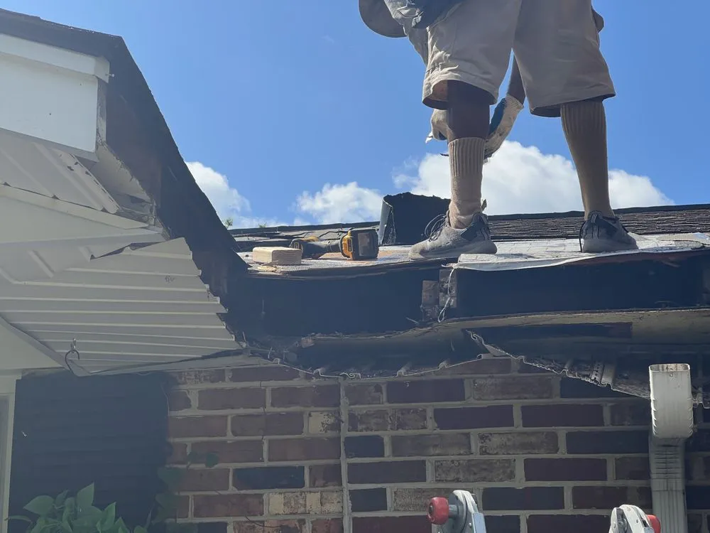 Slide of Leafmasters Construction