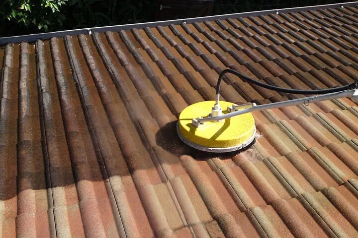 Slide of Leakmaster Roofing