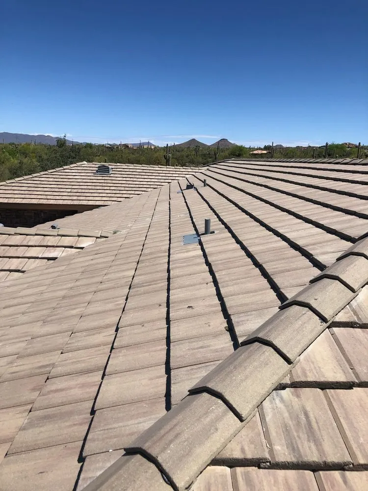 Slide of Leal Roofing