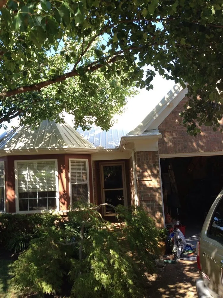 Slide of Leatherwood Roofing