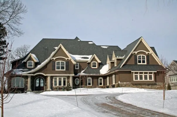 Slide of Lee-Lyn Construction