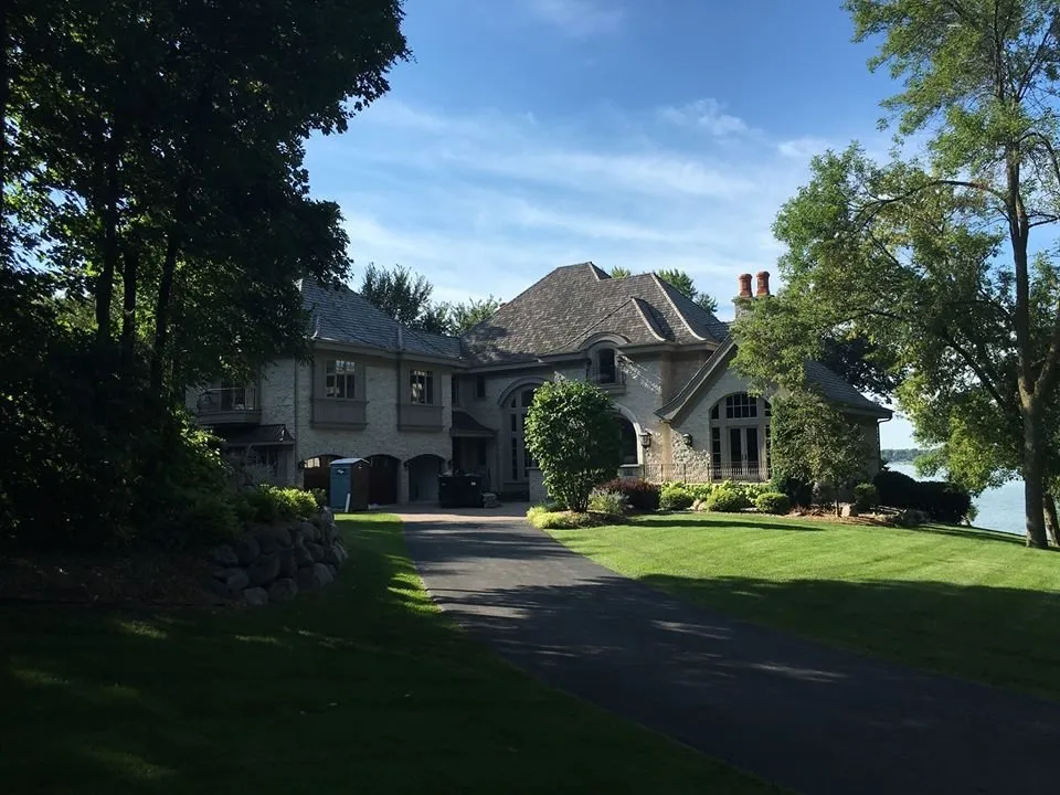 Slide of Lee-Lyn Construction