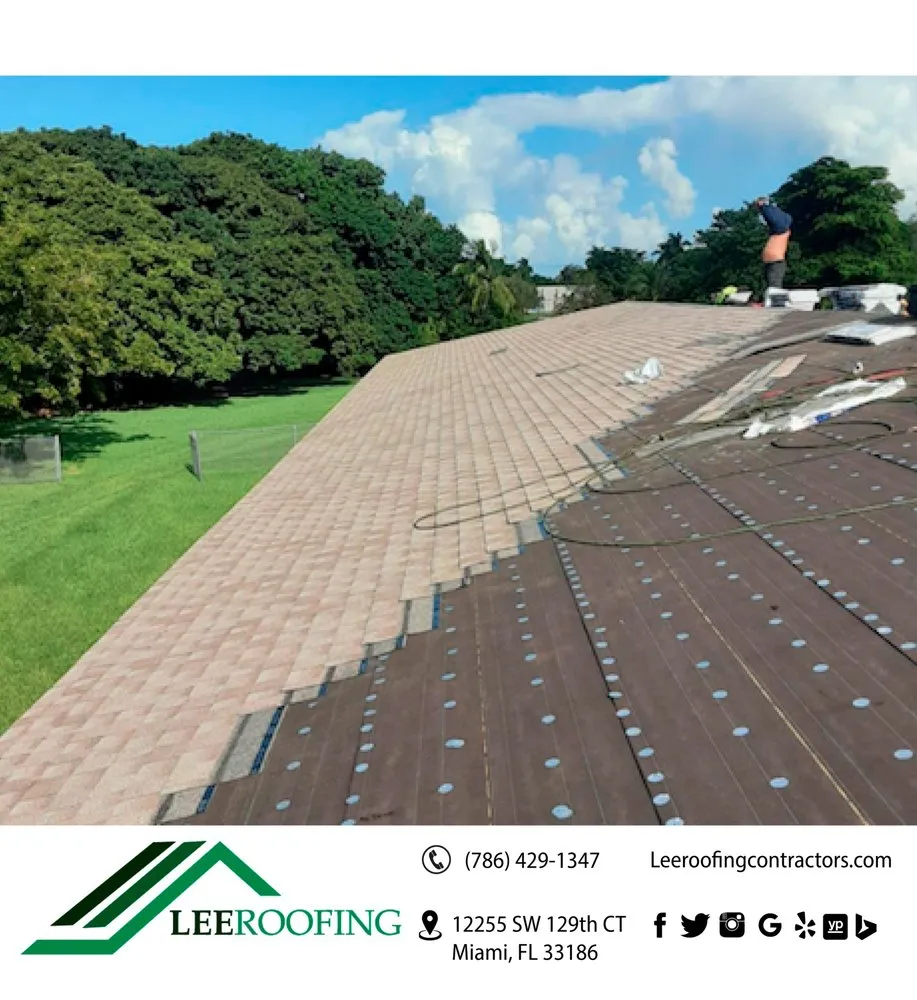 Slide of Lee Roofing