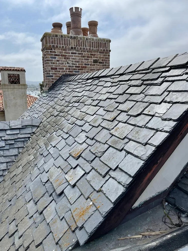 Slide of Lee Roofing of Costa Mesa