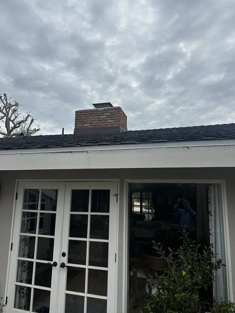 Slide of Lee Roofing of Costa Mesa