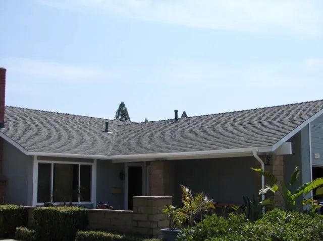 Slide of Lee Roofing of Costa Mesa