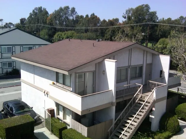 Slide of Lee Roofing of Costa Mesa