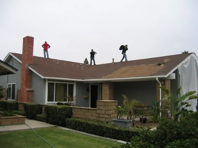 Slide of Lee Roofing of Costa Mesa
