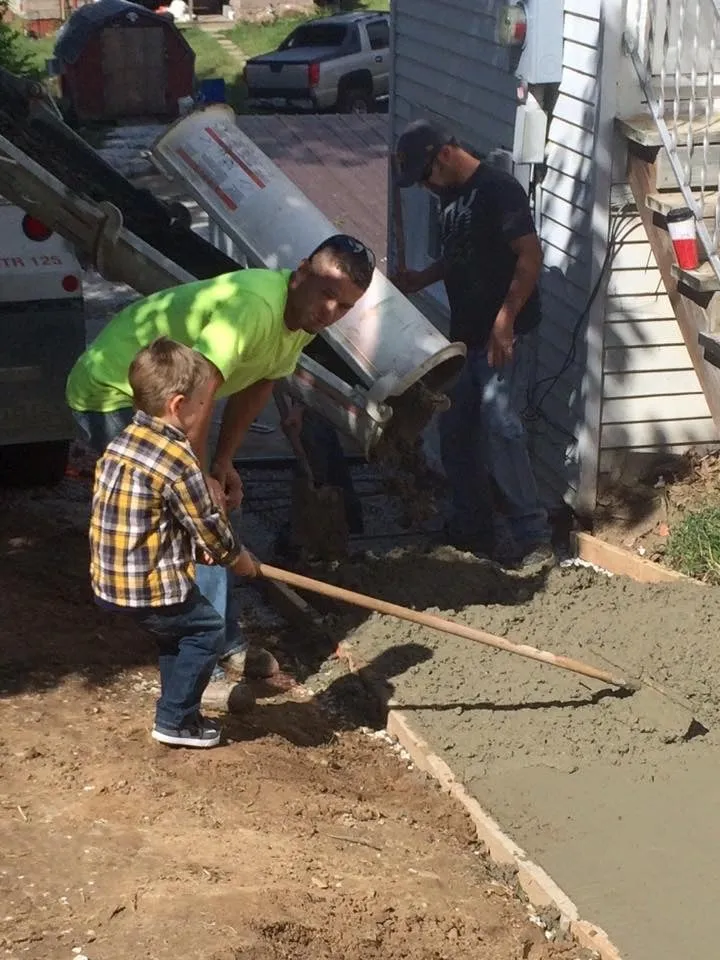 Slide of Leeconstruction