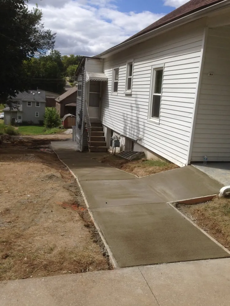 Slide of Leeconstruction