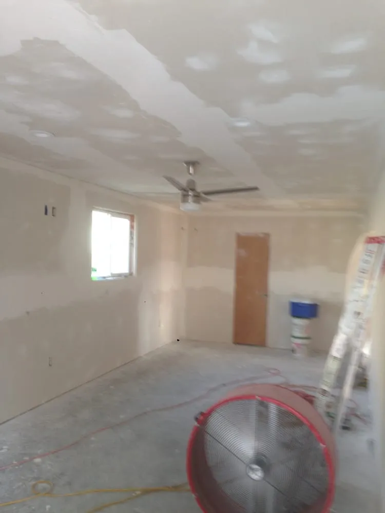 Slide of Leeconstruction