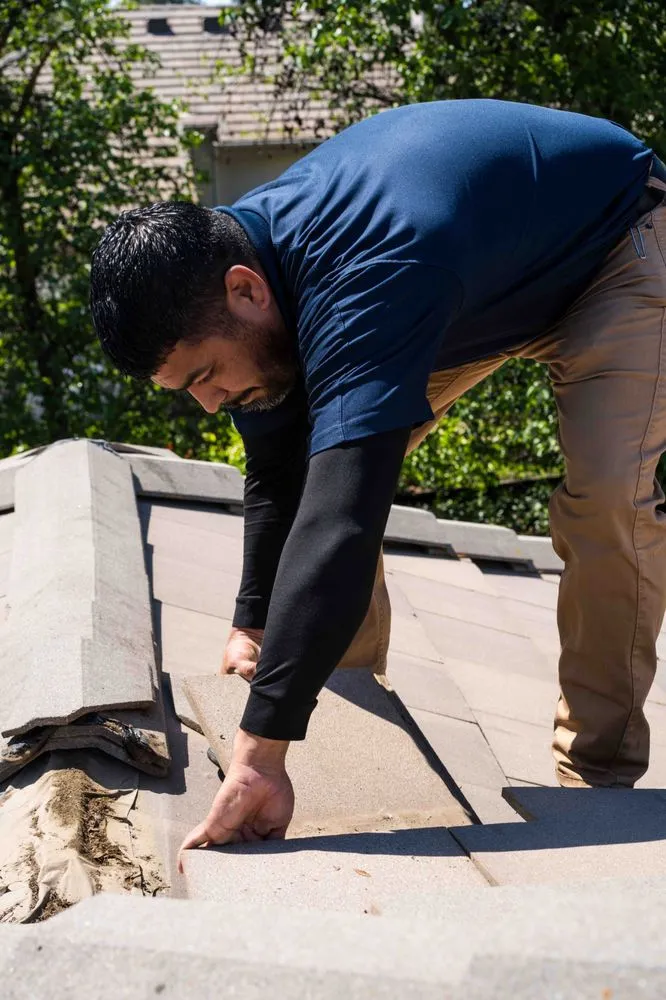 Slide of Lee's Air, Plumbing , Heating & Roofing