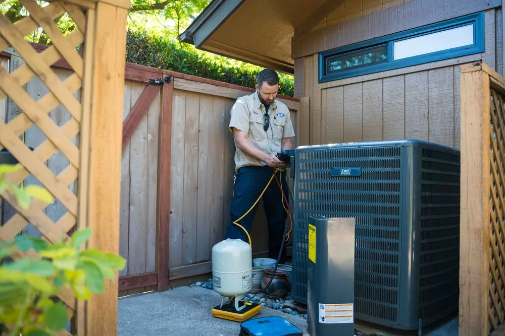 Slide of Lee's Air, Plumbing , Heating & Roofing