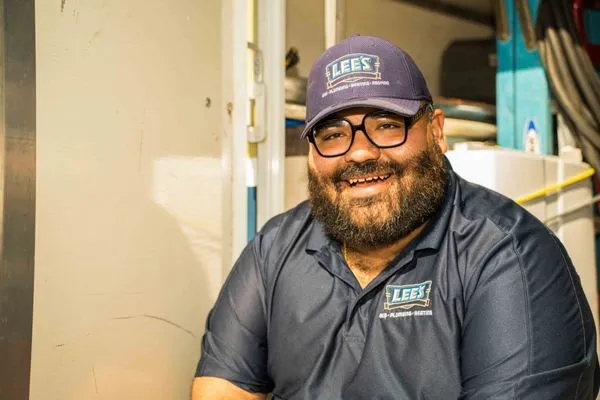 Lee's Air, Plumbing , Heating & Roofing Logo