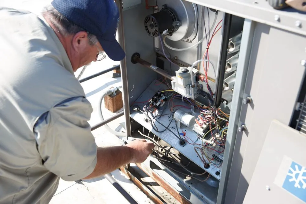 Slide of Lee's Air, Plumbing, Heating, & Roofing