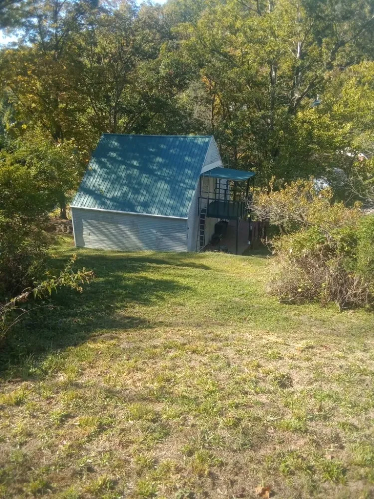 Expert residential roofing service in Malden, WV by Lee's Home Improvements