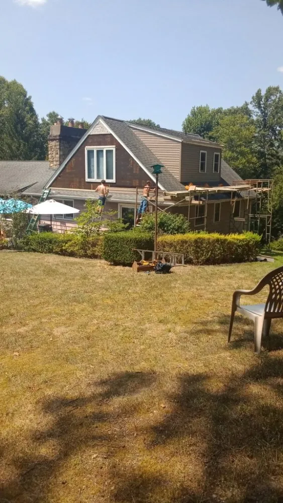 Top-rated roof leak repair for homes in Malden, WV by Lee's Home Improvements