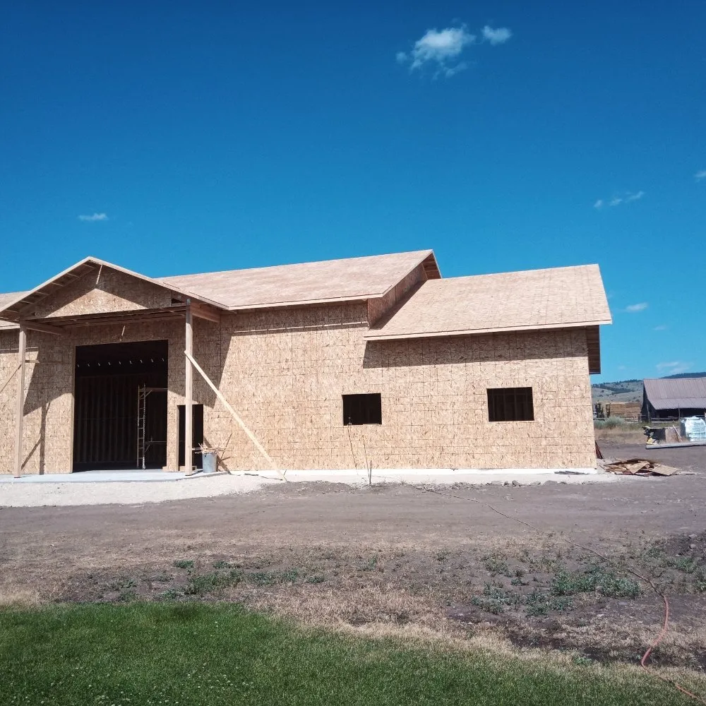 Slide of Lee's Roofing