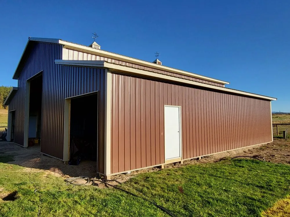 Slide of Lee's Roofing