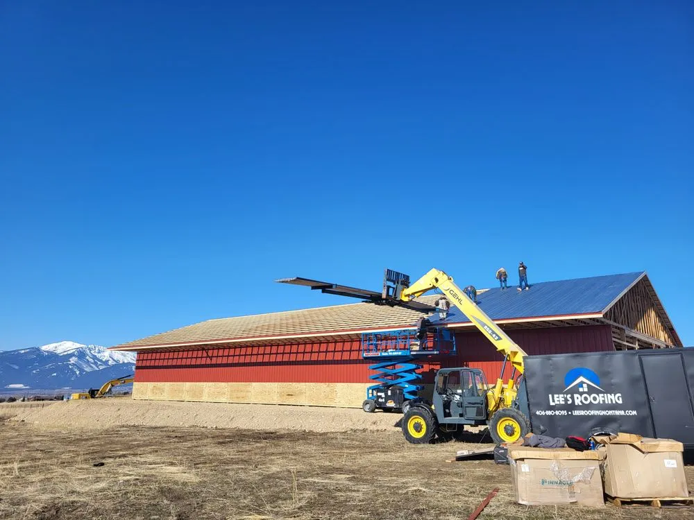 Slide of Lee's Roofing