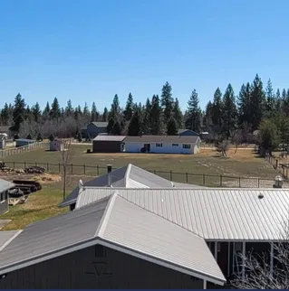 Slide of Lee's Roofing