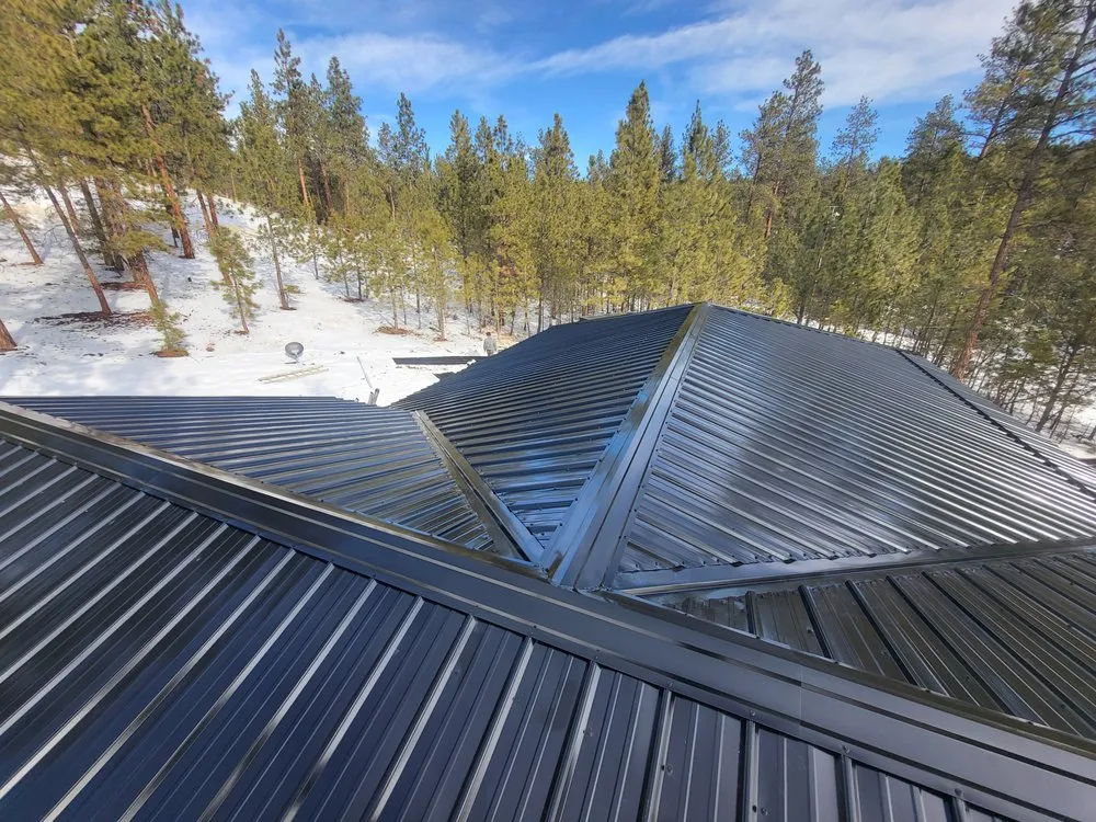 Slide of Lee's Roofing