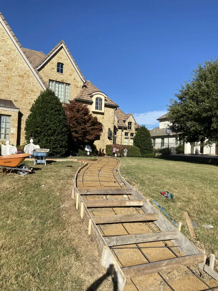 Slide of Leftamo Construction