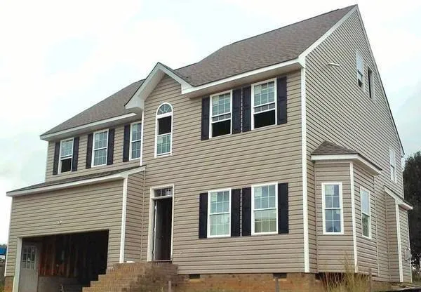 Expert roof replacement in Chesterfield, VA by Legacy Construction & Roofing