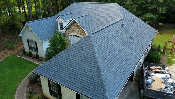 Legacy Home Improvements & Restorations Logo