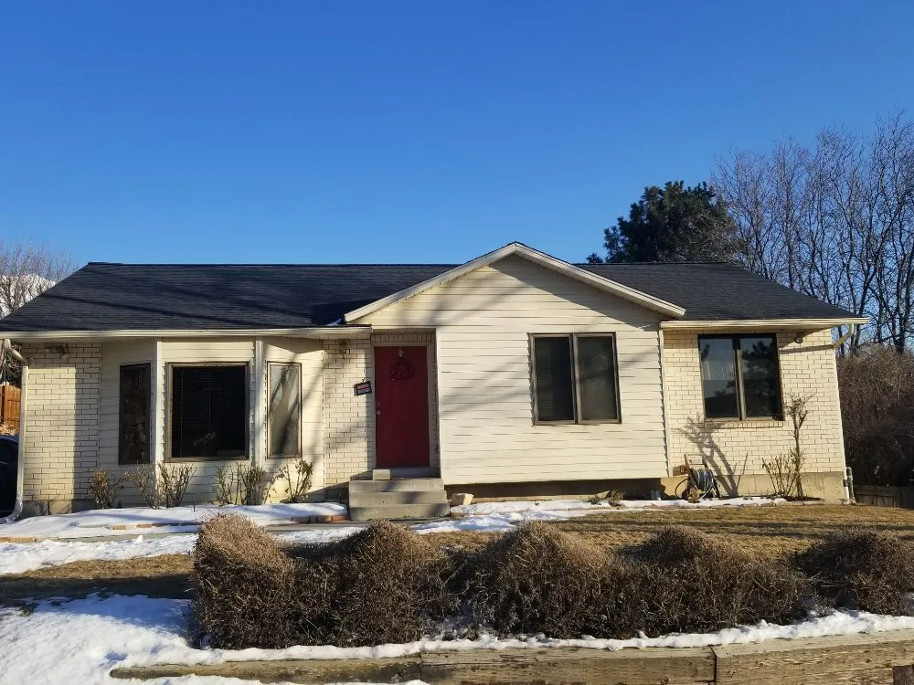 Slide of Legend Roofing & Construction