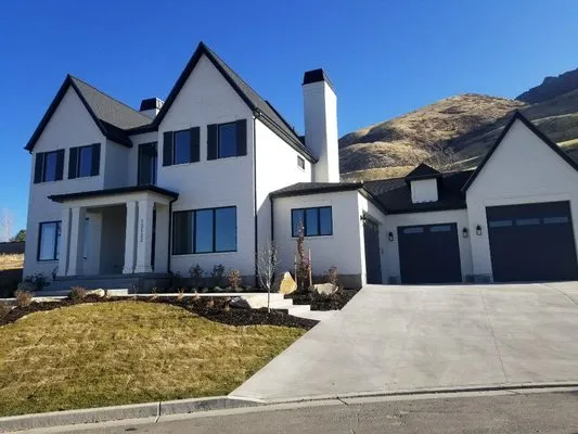 Legend Roofing & Construction