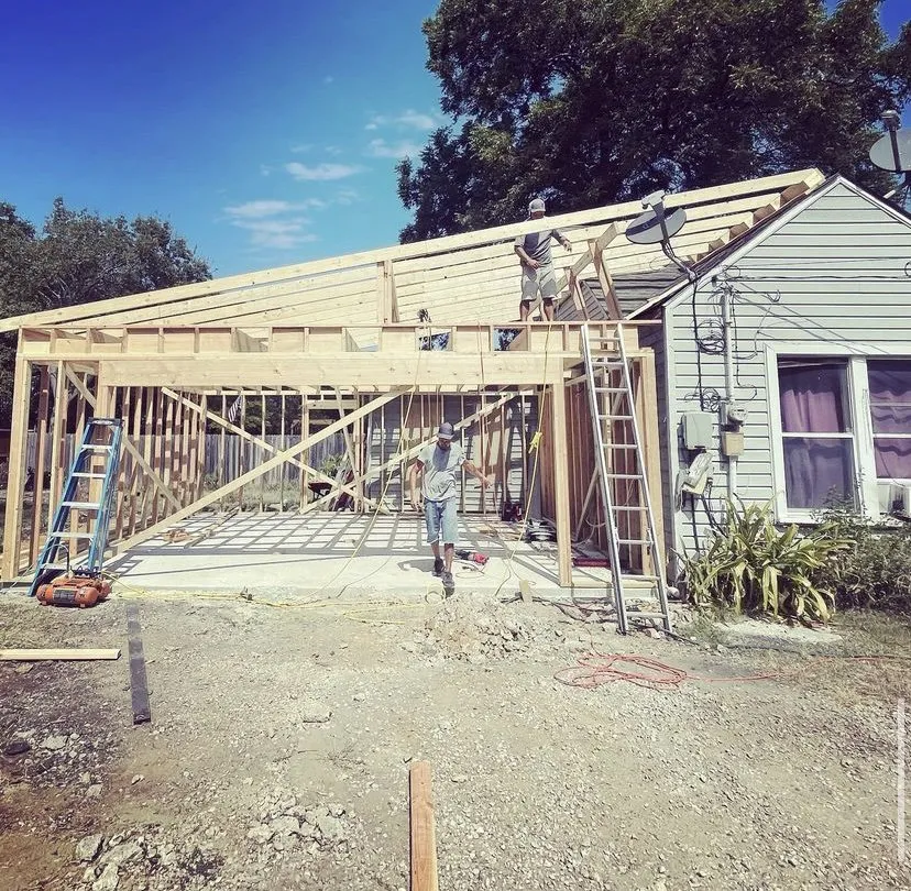 Slide of Legendary Construction