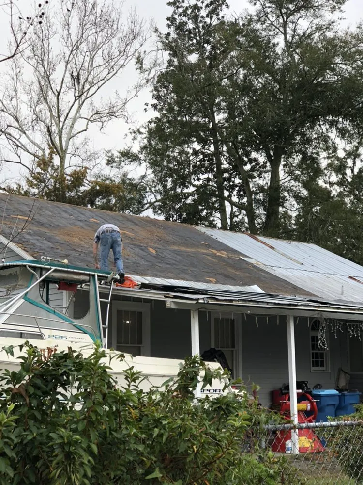 Slide of Leggett's Classic Roofing